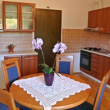 Apartmaji Nika 伊佐拉 外观 照片