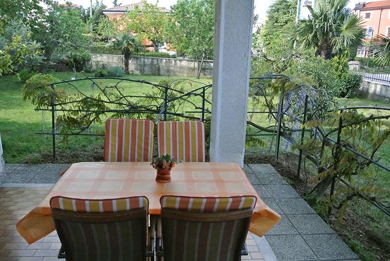 Apartmaji Nika 伊佐拉 外观 照片