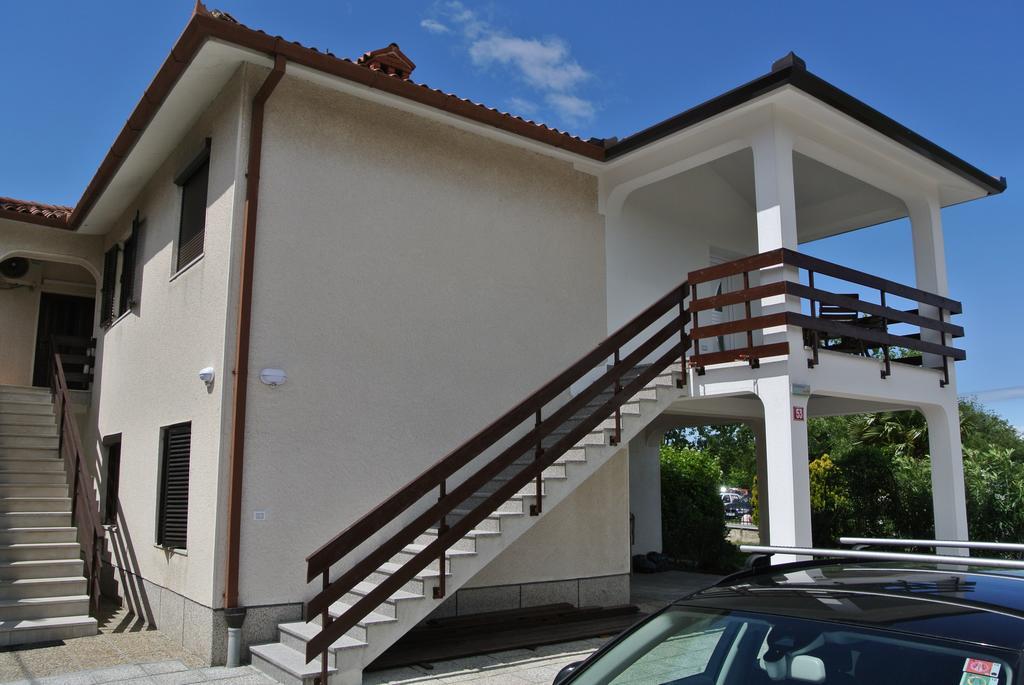 Apartmaji Nika 伊佐拉 外观 照片